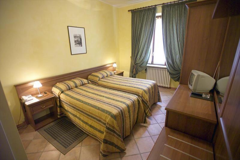 Albergo Badellino 브라 외부 사진